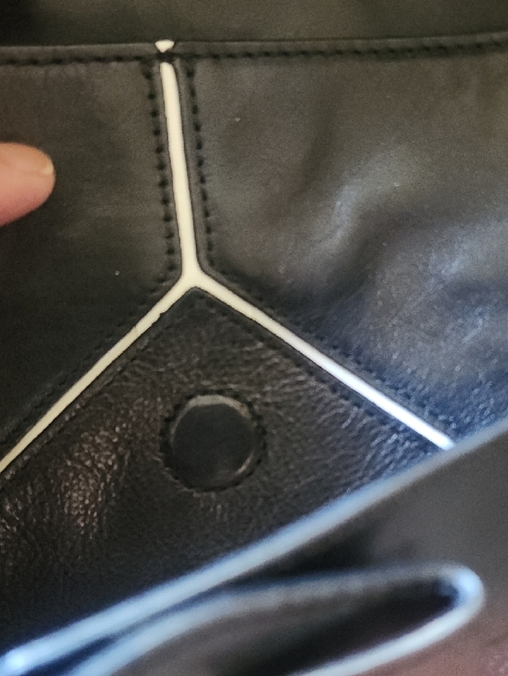 Pour La Victoire Black Leather Envelope Clutch Belt Detail Foldover Handbag - Picture 6 of 9